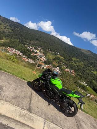 KAWASAKI NINJA ZX-10R 